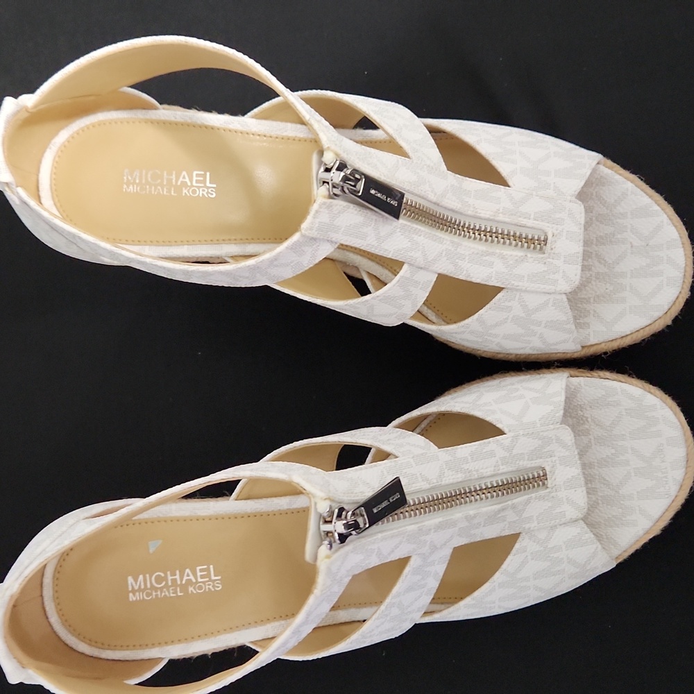 Brand New! Michael Kors Signature Wedges - Picture 5 of 9